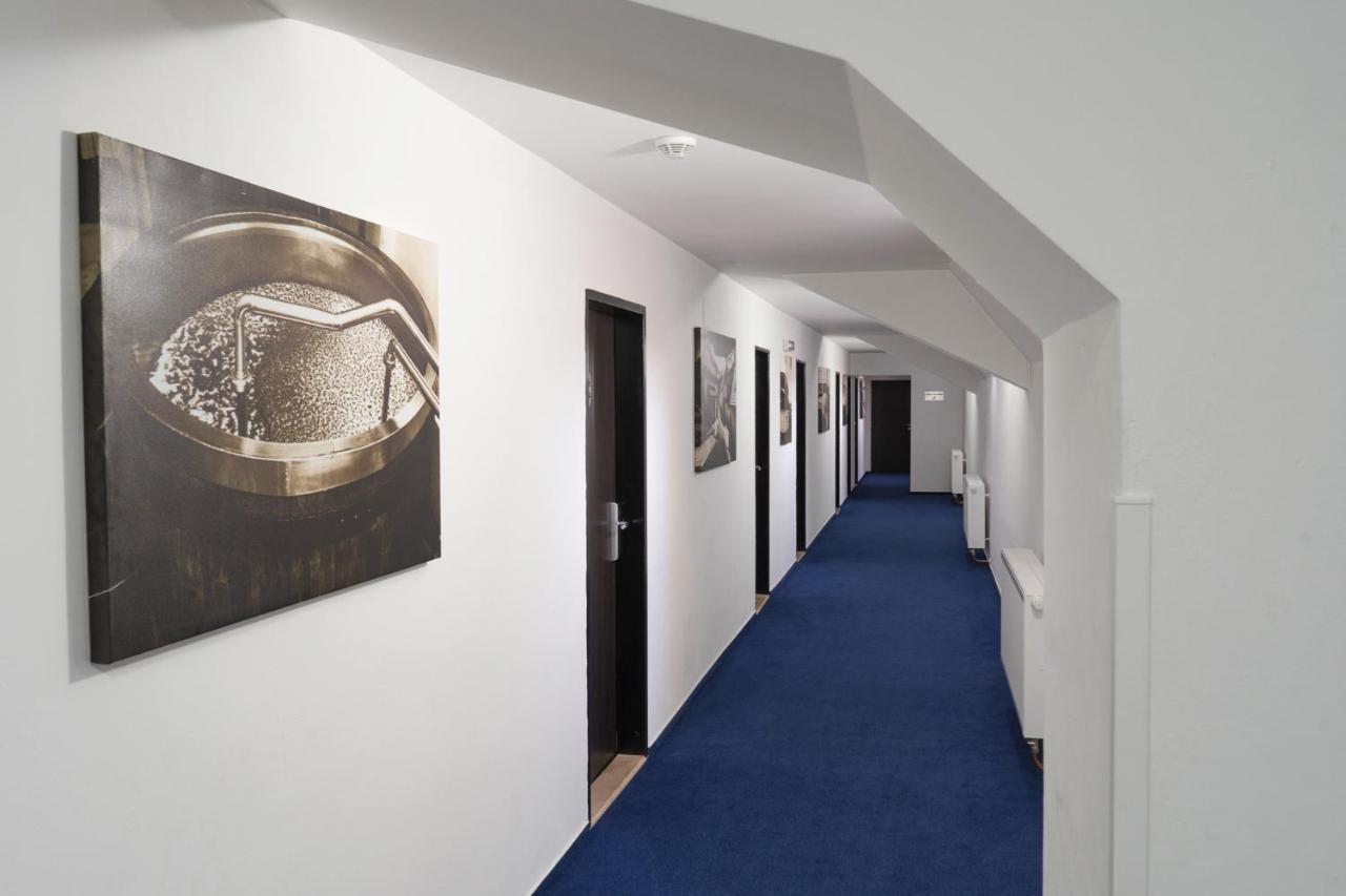 Hotel Pivovar Kácov Dış mekan fotoğraf