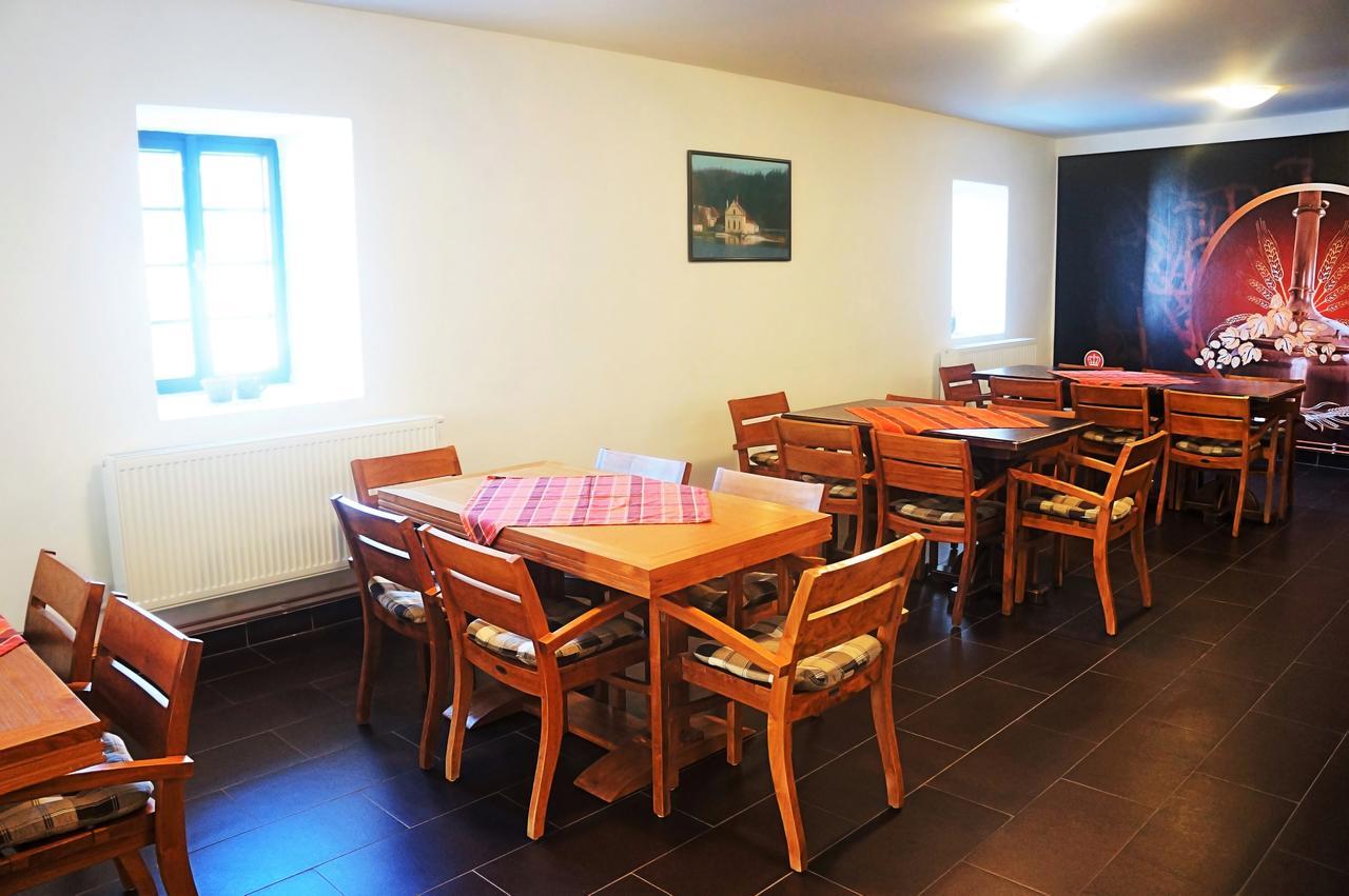 Hotel Pivovar Kácov Dış mekan fotoğraf