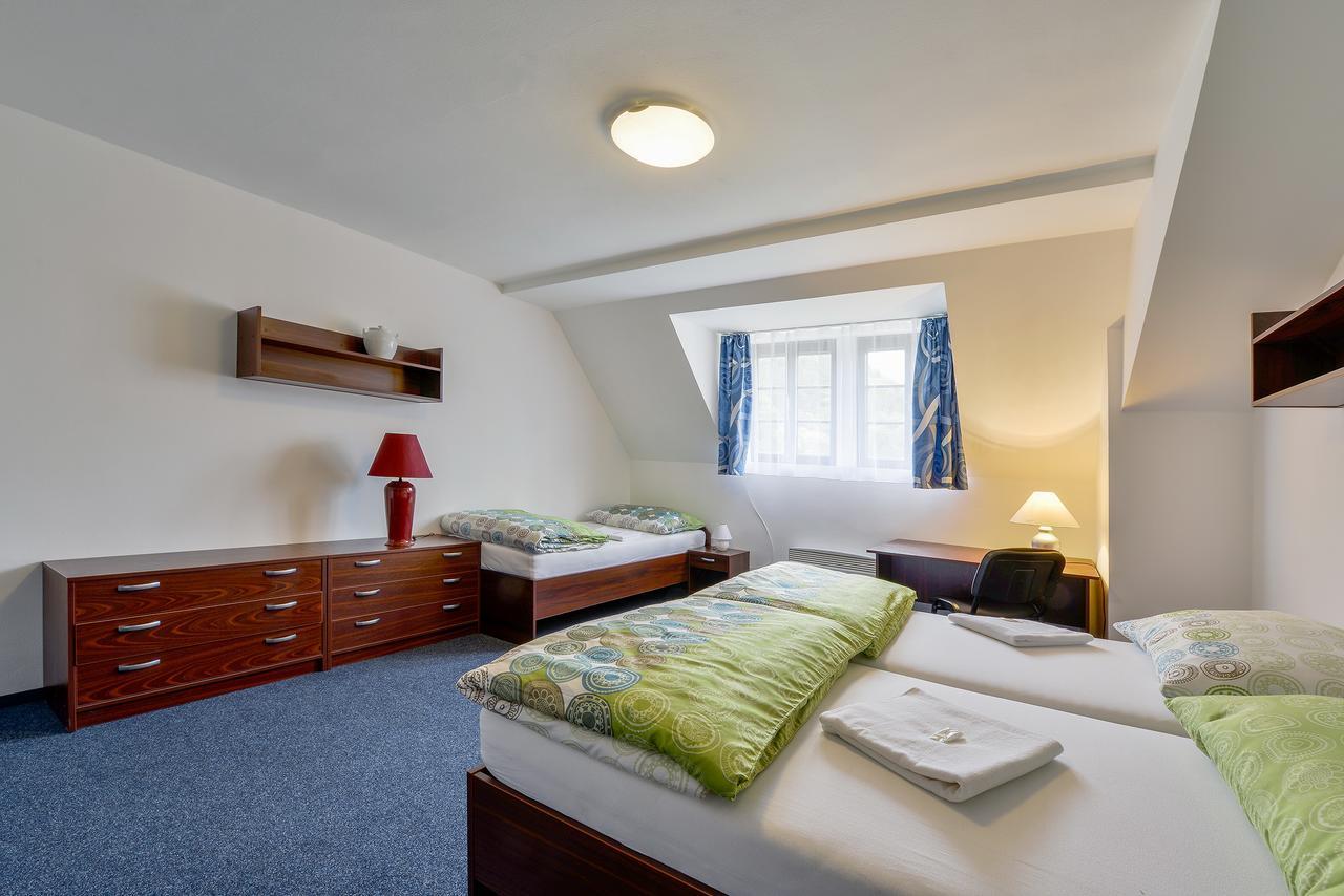 Hotel Pivovar Kácov Dış mekan fotoğraf